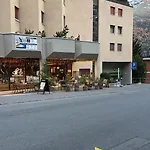 Apartment Monolocale In Centro, Piscina E 400mt Da Skilift